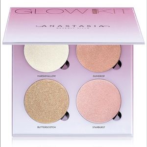 💖HP 4/22💖Anastasia Beverly Hills Sugar Glow Kit